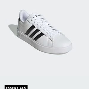 Adidas Grand Court 2.0 white black stripes.size 6.5 woman/unisex.Comes with box!